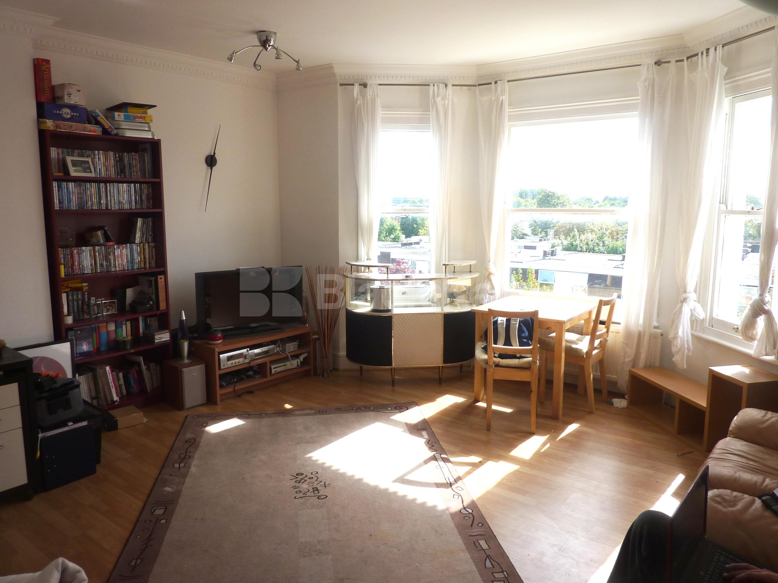 			WALKING DISTANCE TO PRIMROSE HILL!, 2 Bedroom, 1 bath, 1 reception Flat			 Fellows Road, SWISS COTTAGE/HAMPSTEAD NW3